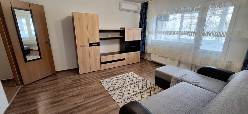 Drumul Taberei, vis a vis de Plaza, et. 1/10, cf. 1, 52 mp,