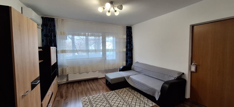 Drumul Taberei, vis a vis de Plaza, et. 1/10, cf. 1, 52 mp,